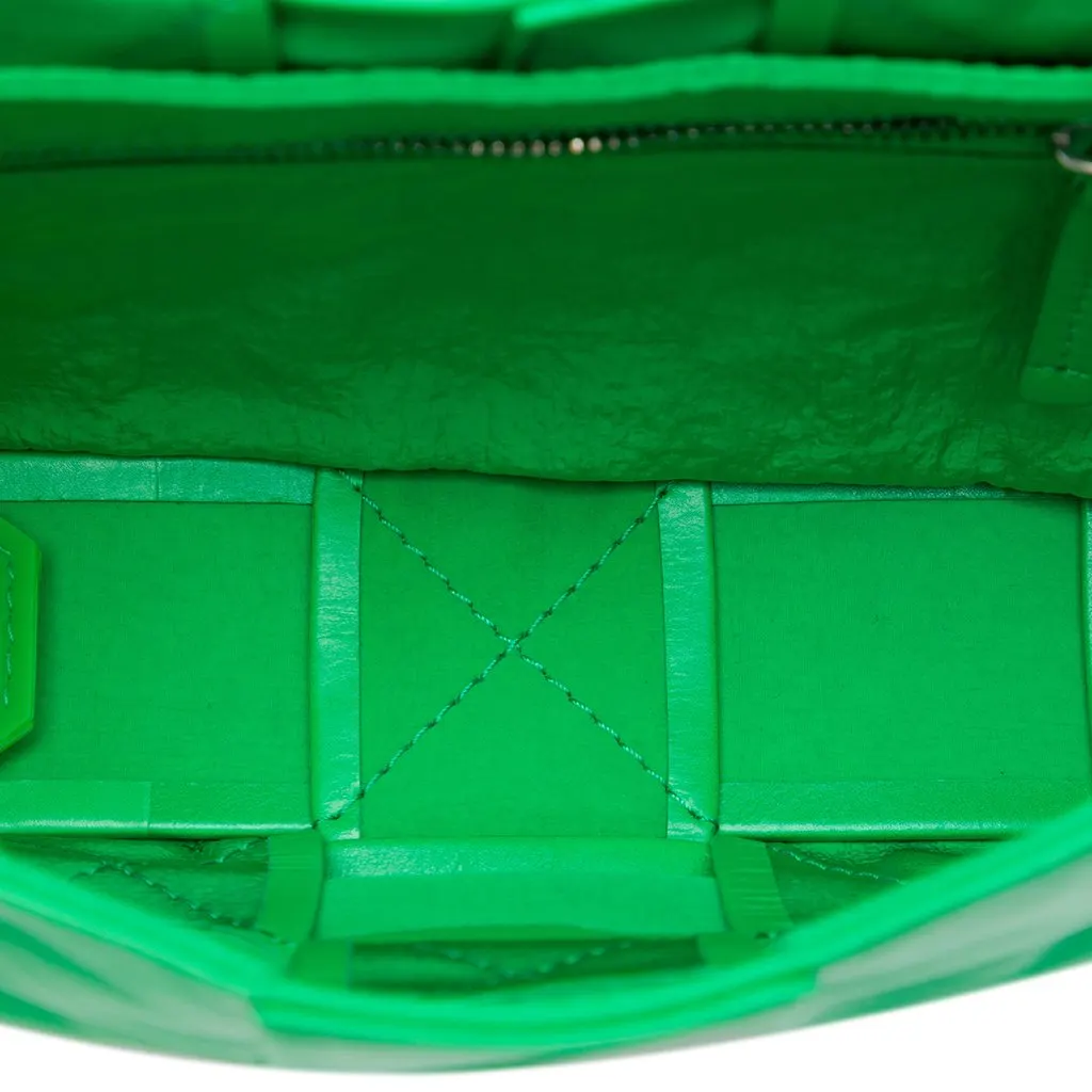 Bottega Veneta Nappa Intrecciato Cassette Crossbody Green Leather Very good - Model View