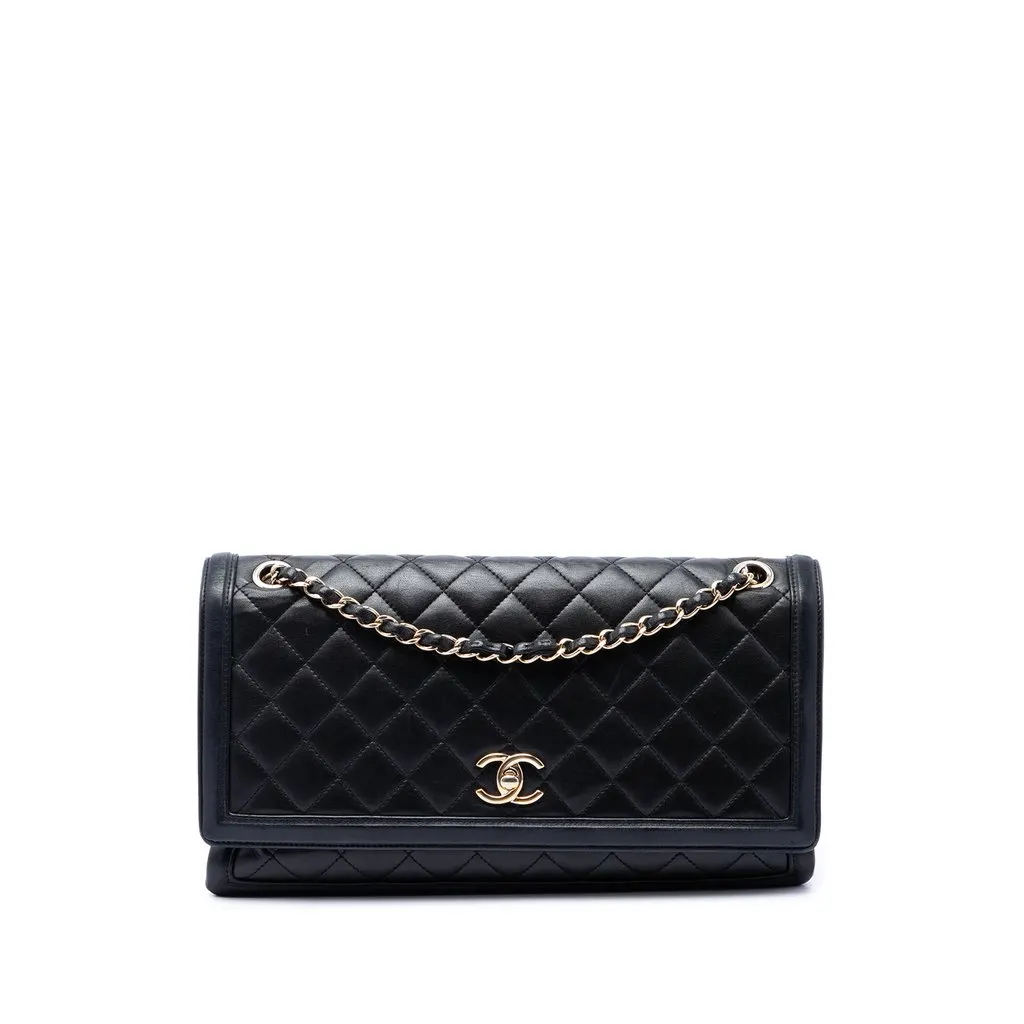 Chanel Jumbo Quilted Lambskin 3 Compartment Flap Black Leather Very good - Front View