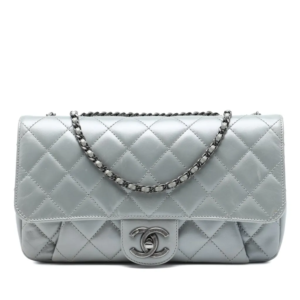 Chanel Medium Quilted Calfskin Coco Pleats Chain Flap MultiColor Leather Very good - Front View