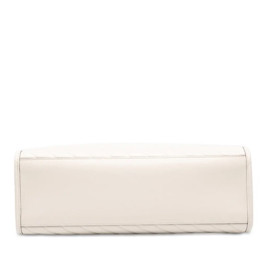 Gucci Medium GG Marmont Matelasse Diagonal Calfskin Shopping Tote White Leather Very good - Inside View