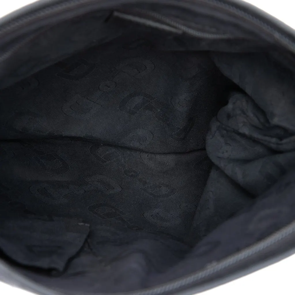 Gucci GG Nylon Crossbody Black Good - Model View