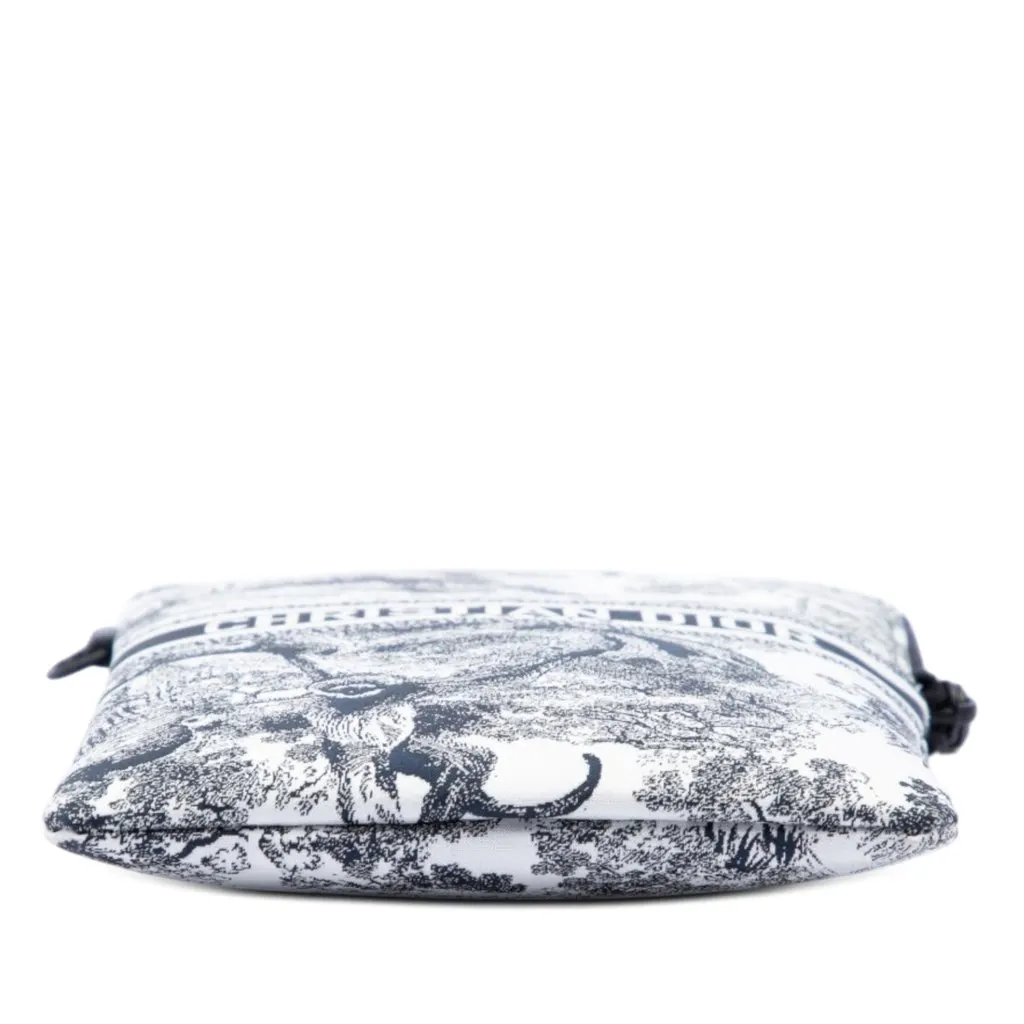 Dior Technical Fabric Embroidered Toile De Jouy DiorTravel Multifunction Pouch Blue Polyamide Very good - Inside View