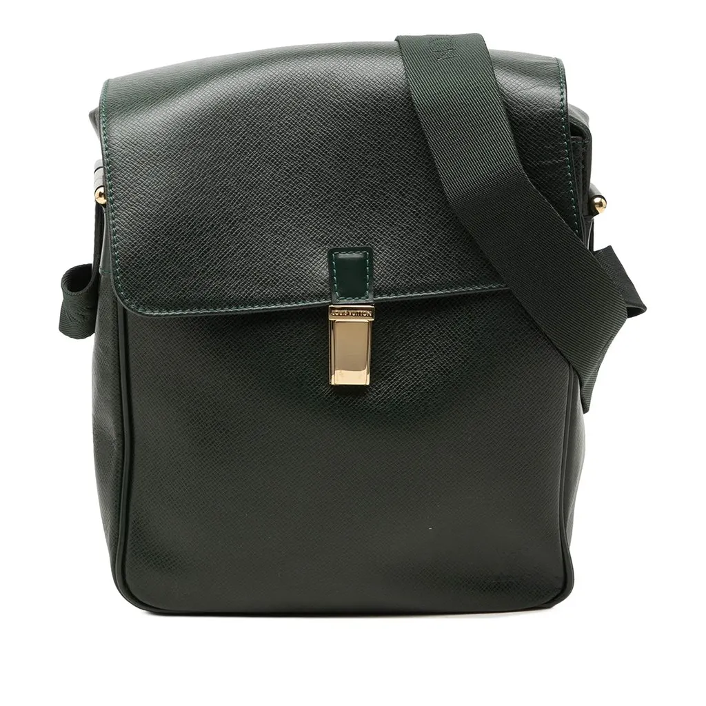 Louis Vuitton Taiga Yaranga Green Leather Good - Front View