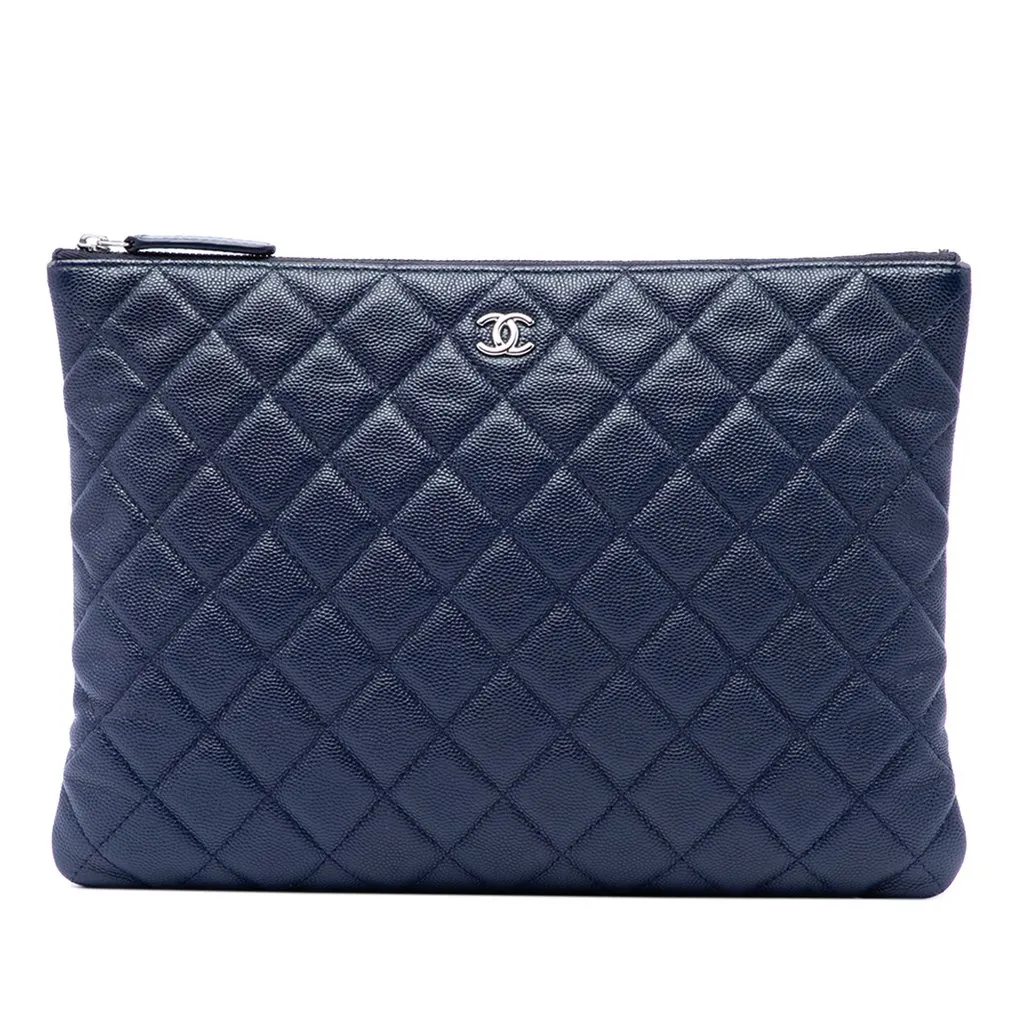 Chanel Medium Quilted Caviar O Case Clutch Blue Leather Very good - Front View