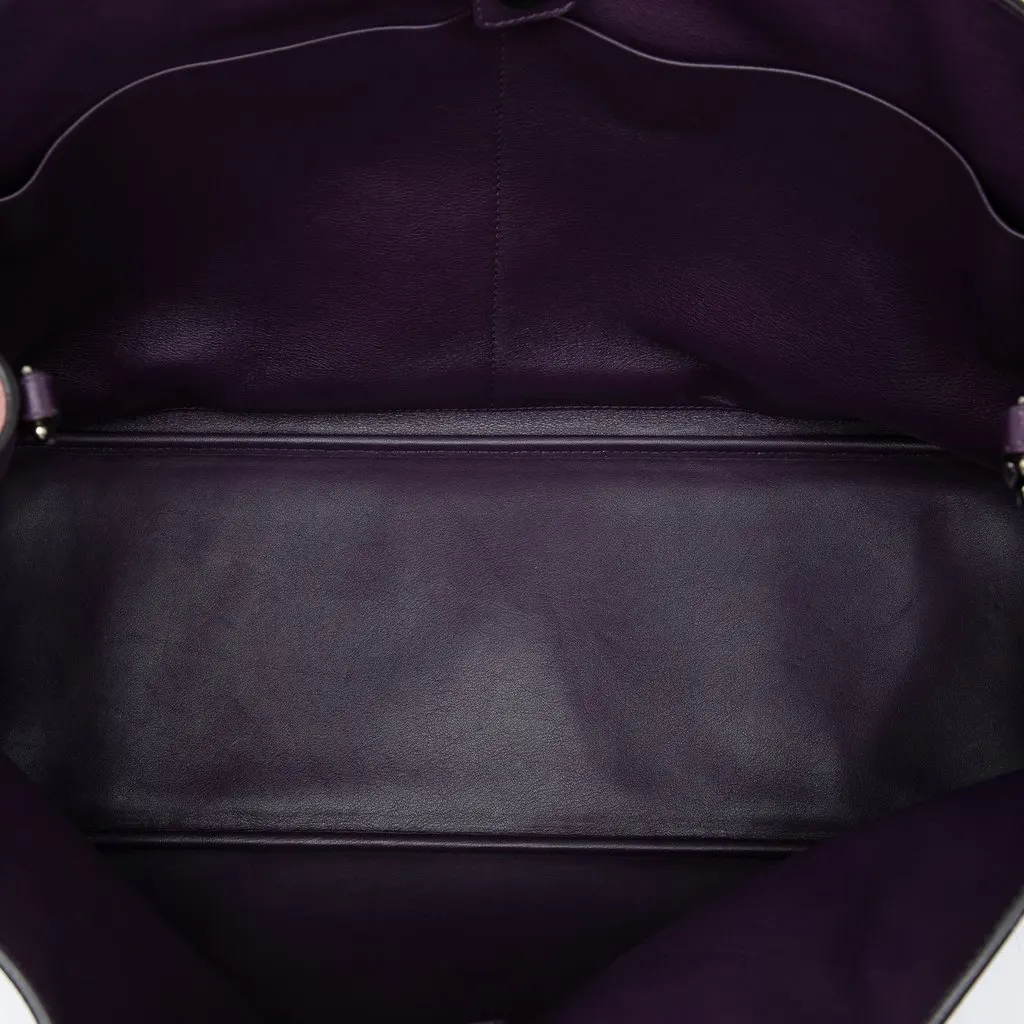 Dior Large Calfskin Diorissimo Tote Pink Leather Very good - Model View