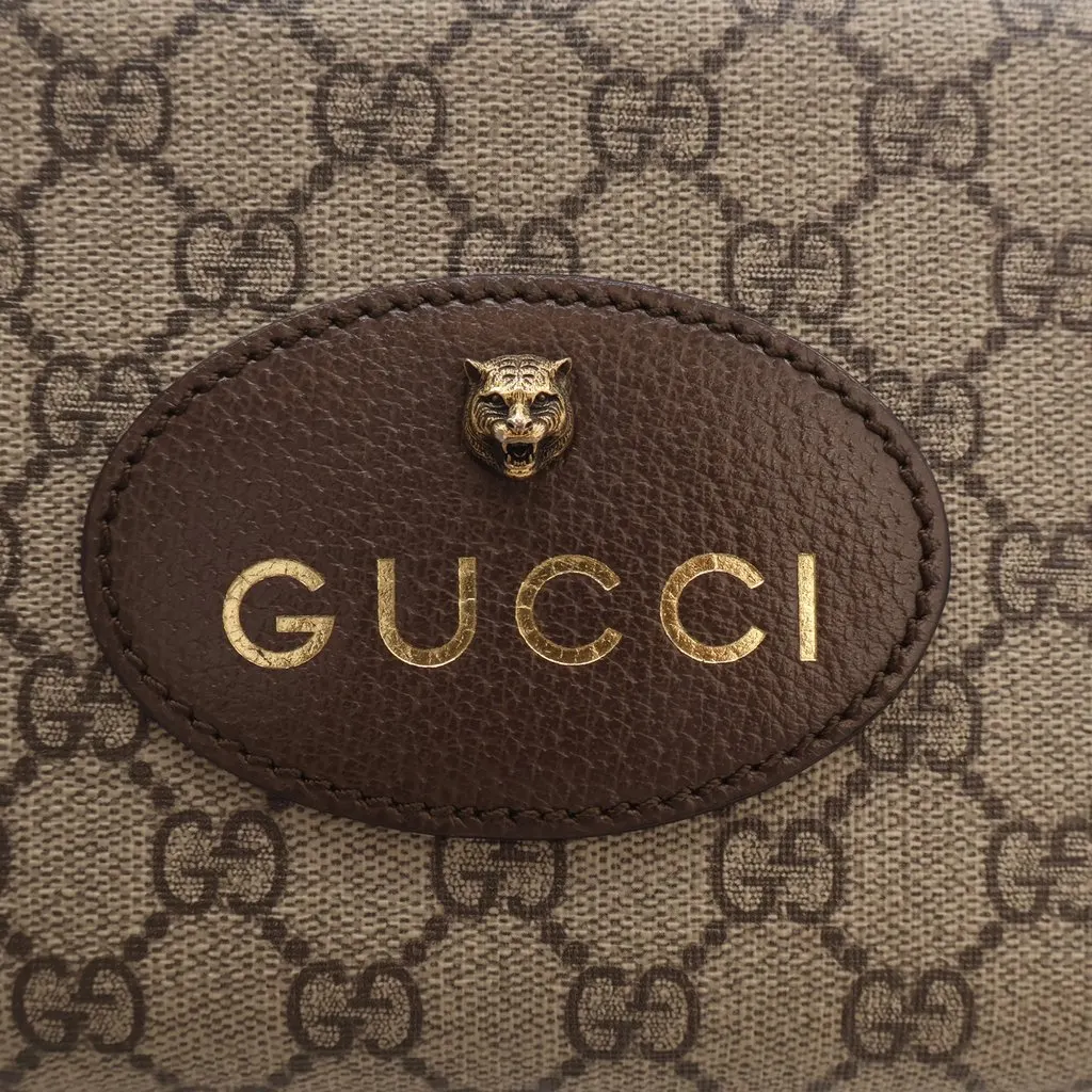 Gucci GG Supreme Web Neo Vintage Crossbody Beige Canvas Very good - Model View