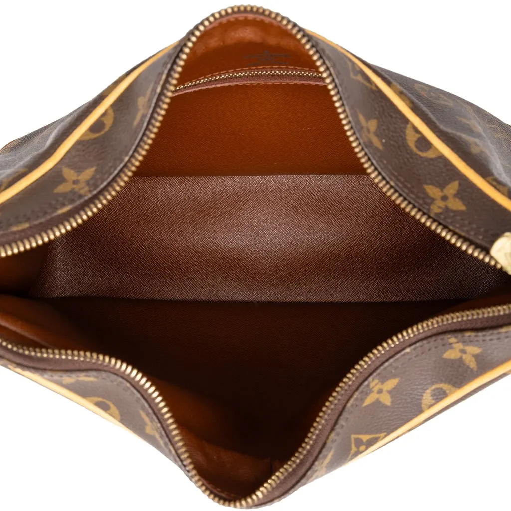 Louis Vuitton Monogram Boulogne 30 Brown Canvas Good - Model View