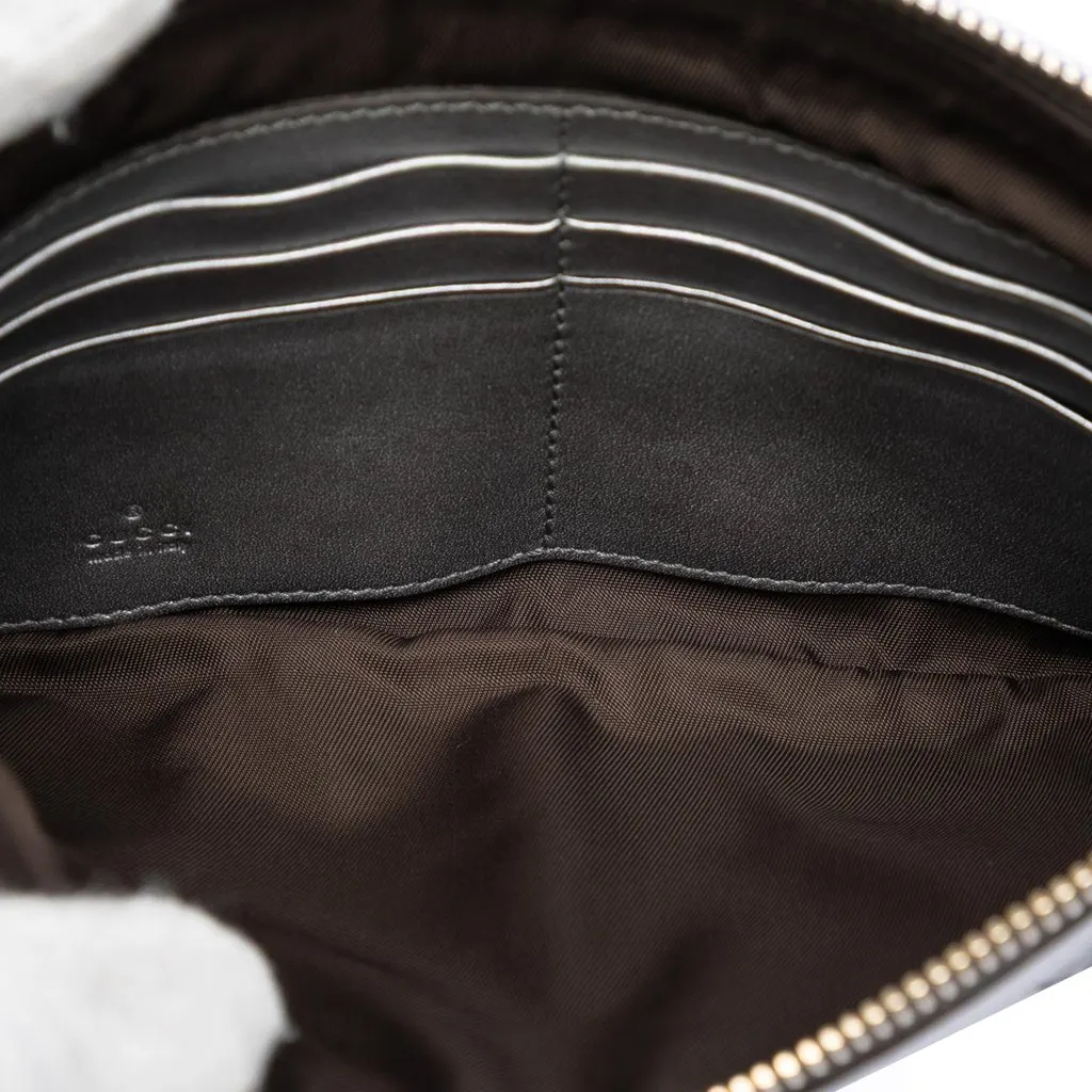 Gucci Microguccissima Heart Wristlet Pochette Silver Leather Very good - Model View