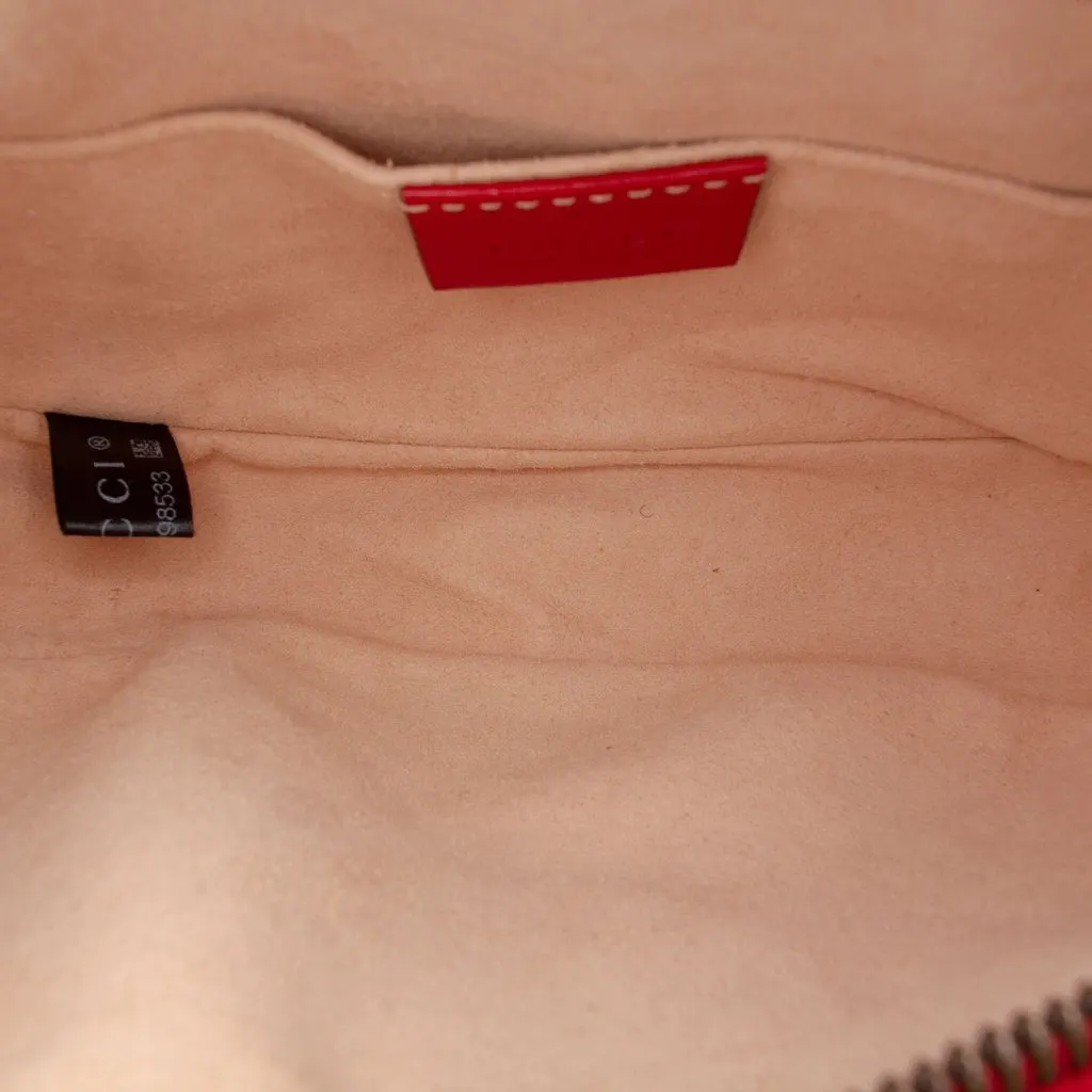 Gucci GG Marmont Matelasse Calfskin Belt Bag Red Leather Very good - Model View