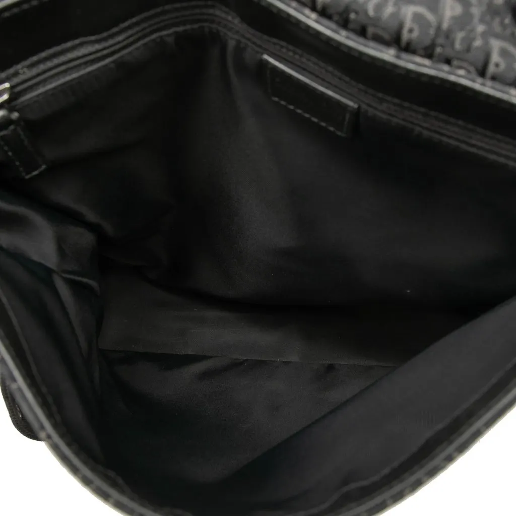 Dior Diorissimo Trotter Canvas Street Chic Crossbody Black Very good - Model View