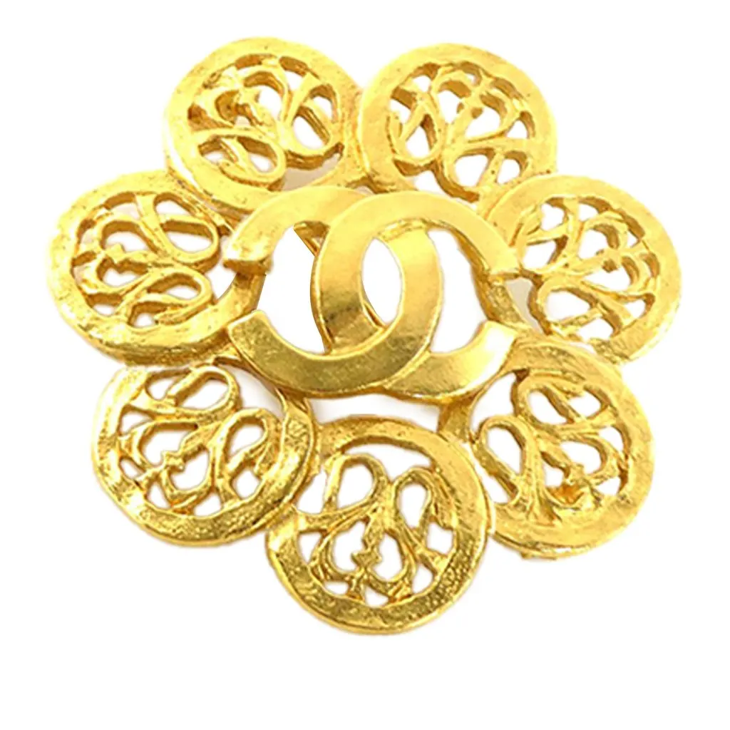 Chanel CC Gold Plated Flower Brooch Gold Metal Very good - Front View