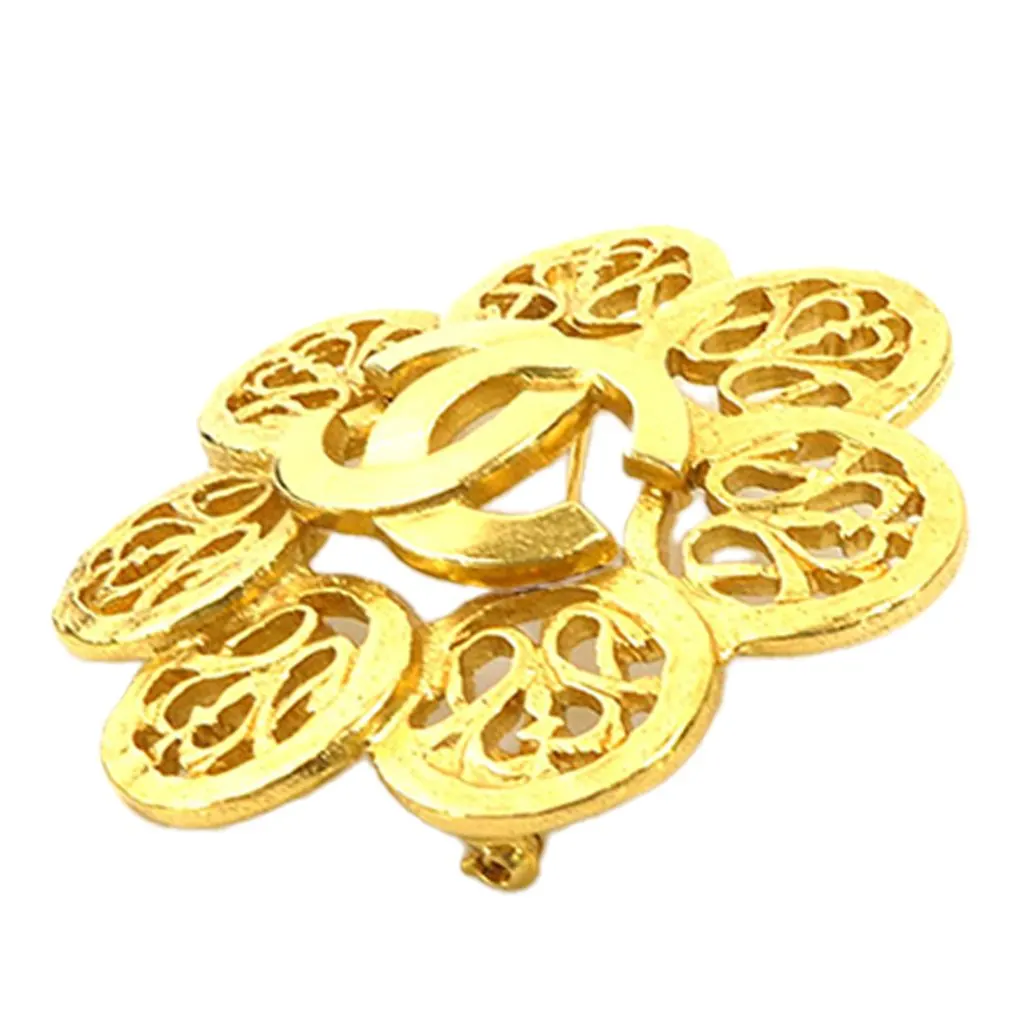 Chanel CC Gold Plated Flower Brooch Gold Metal Very good - Inside View