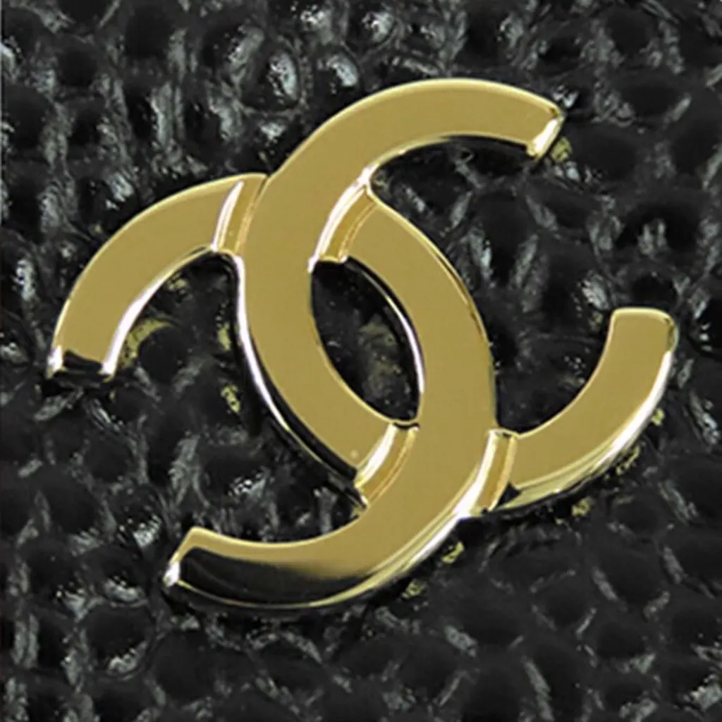 Chanel CC Quilted Caviar Zip Around Coin Purse Black Leather Very good - Box View
