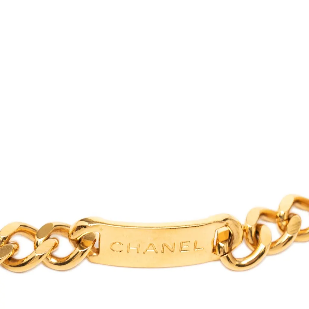 Chanel Gold Plated CC Medallion Chain Link Belt Gold Metal Very good - Model View