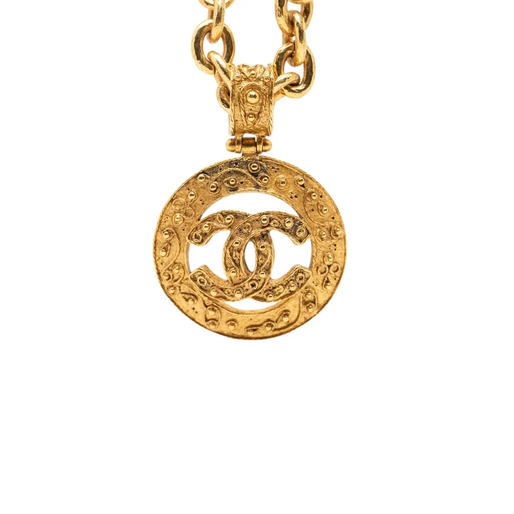 Chanel CC Gold Plated Round Pendant Necklace Gold Metal Very good - Back View