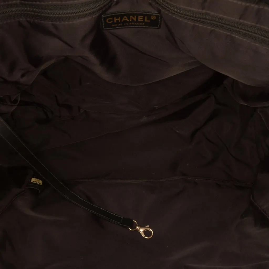 Chanel New Travel Line Nylon Tote Black Polyamide Very good - Model View