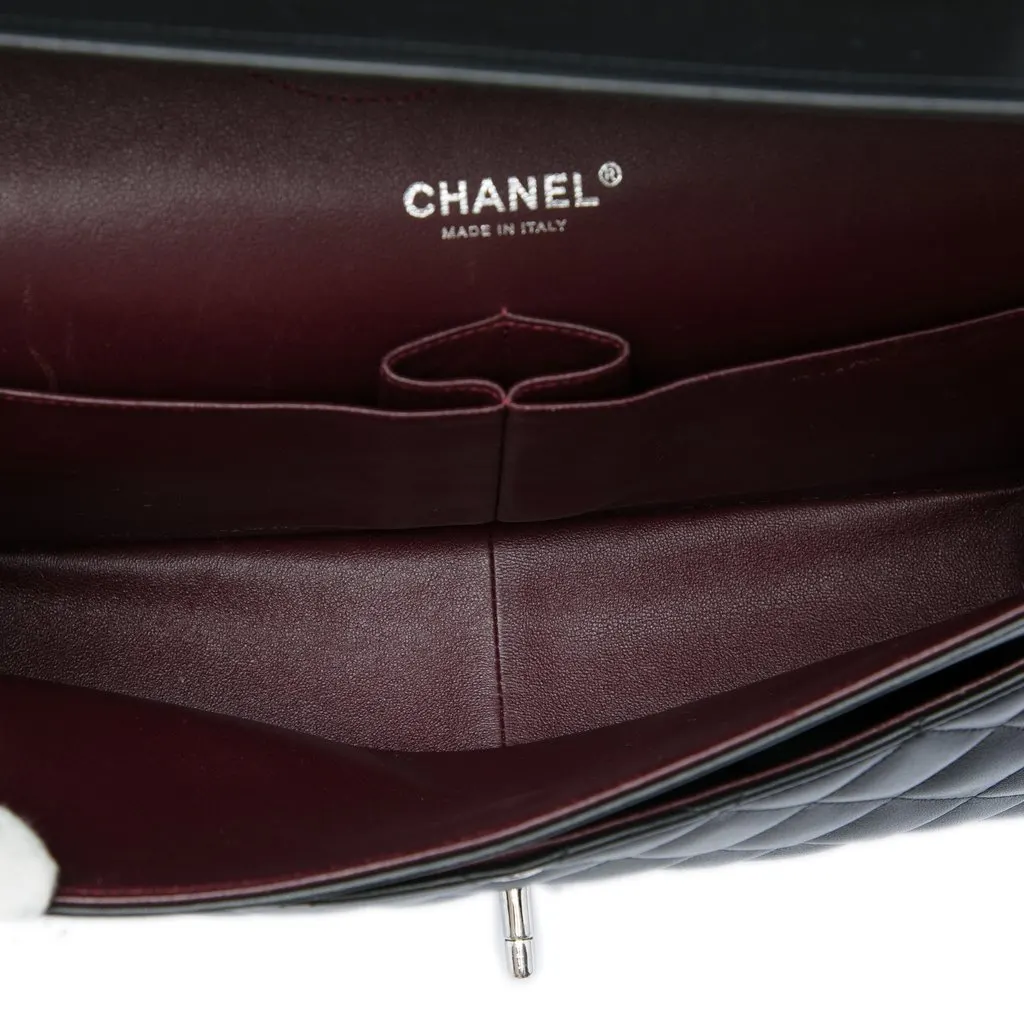 Chanel Jumbo Classic Lambskin Double Flap Black Leather Very good - Model View