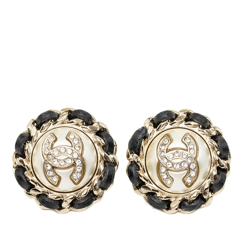 Chanel CC Gold Plated Leather Woven Strass and Faux Pearl Round Clip On Earrings Gold Metal Very good - Front View