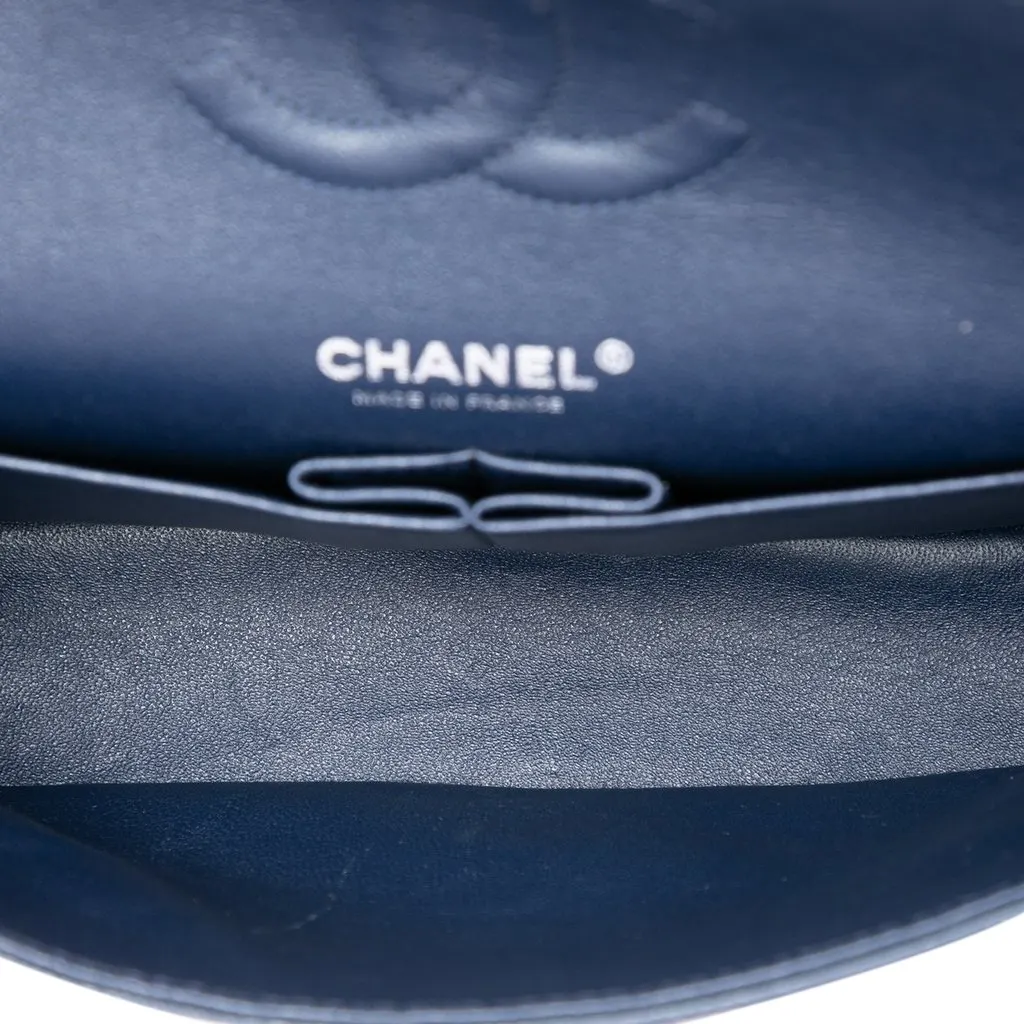 Chanel Medium Classic Caviar Double Flap Blue Leather Very good - Model View