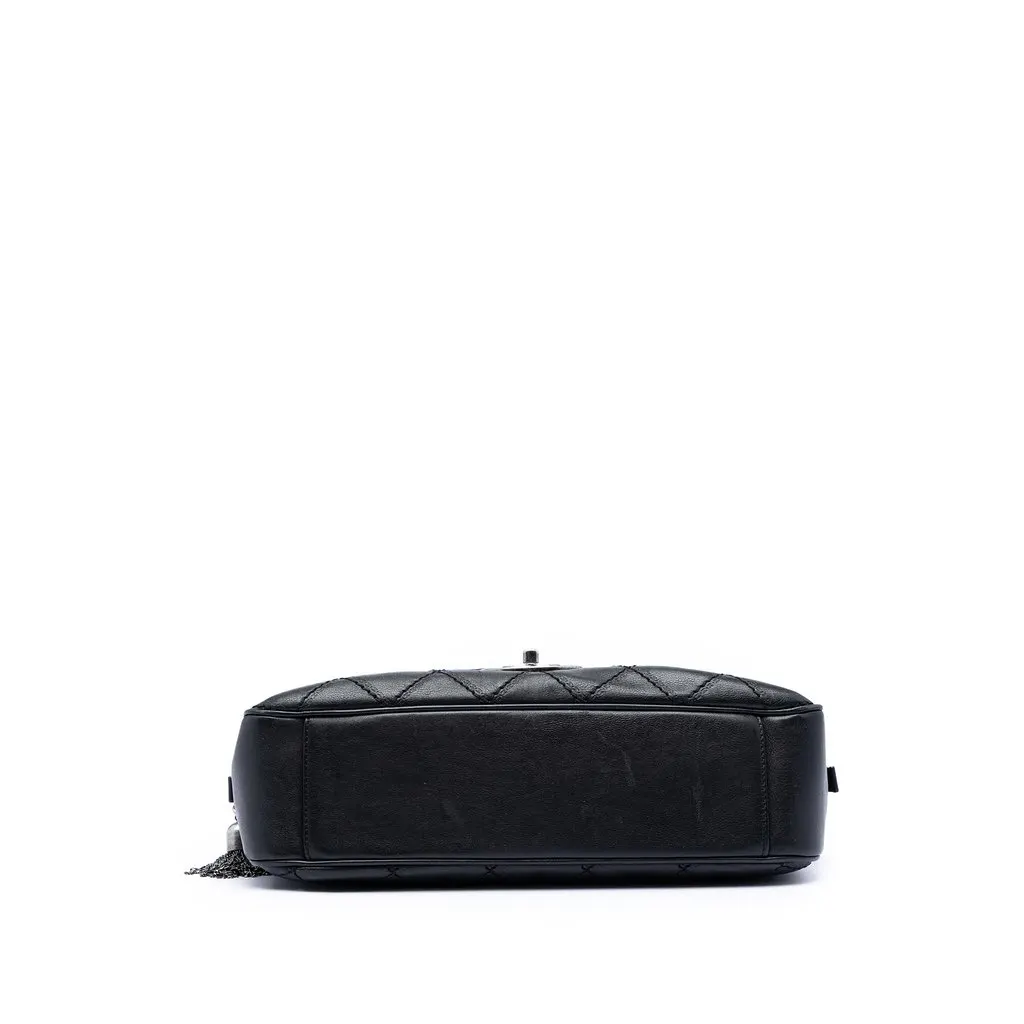 Chanel Paris Edinburgh Jumbo Quilted Calfskin Coco Sporran Flap Black Leather Very good - Inside View