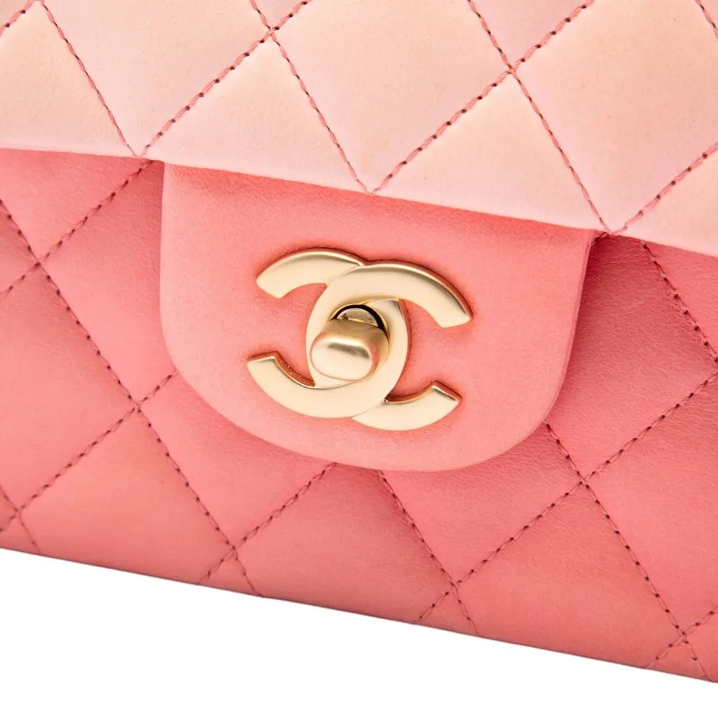 Chanel Medium Classic Ombre Lambskin Double Flap Pink Leather Very good - Box View