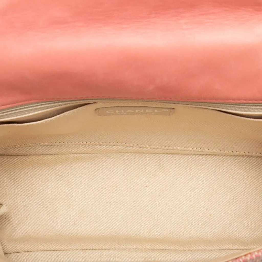 Chanel Quilted Cotton and  Jute Espadrille Chain Flap Pink Cotton Good - Model View