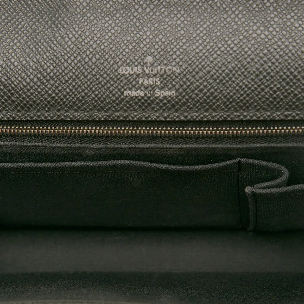Louis Vuitton Taiga Belaia Clutch Black Leather Good - Model View