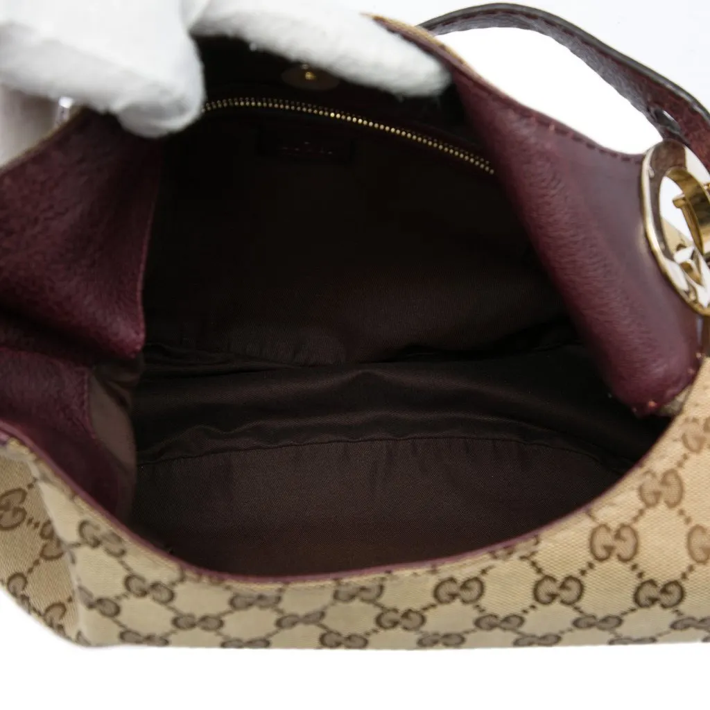 Gucci GG Canvas Charlotte Crossbody Beige Canvas Very good - Model View