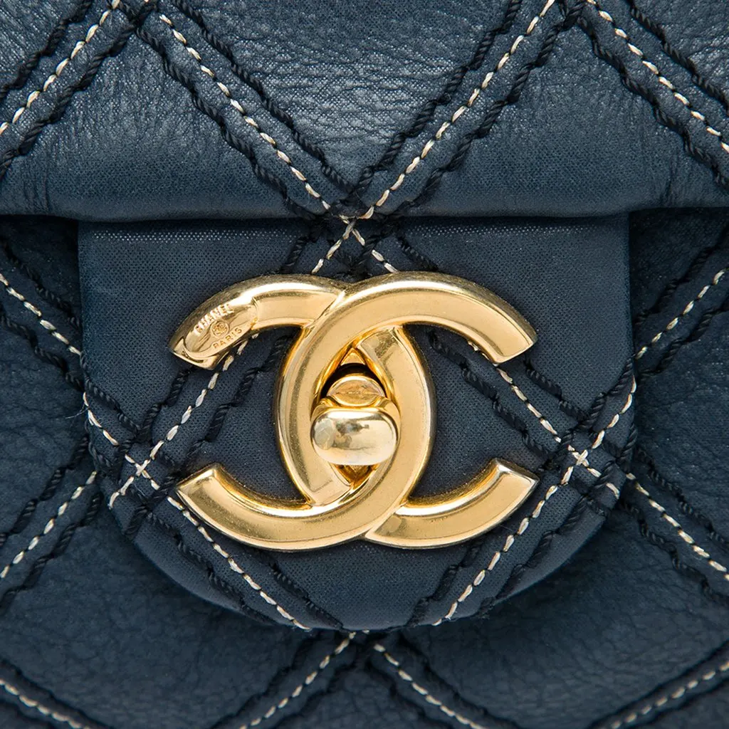 Chanel Jumbo Quilted Calfskin Triple Stitched Flap Blue Leather Very good - Box View