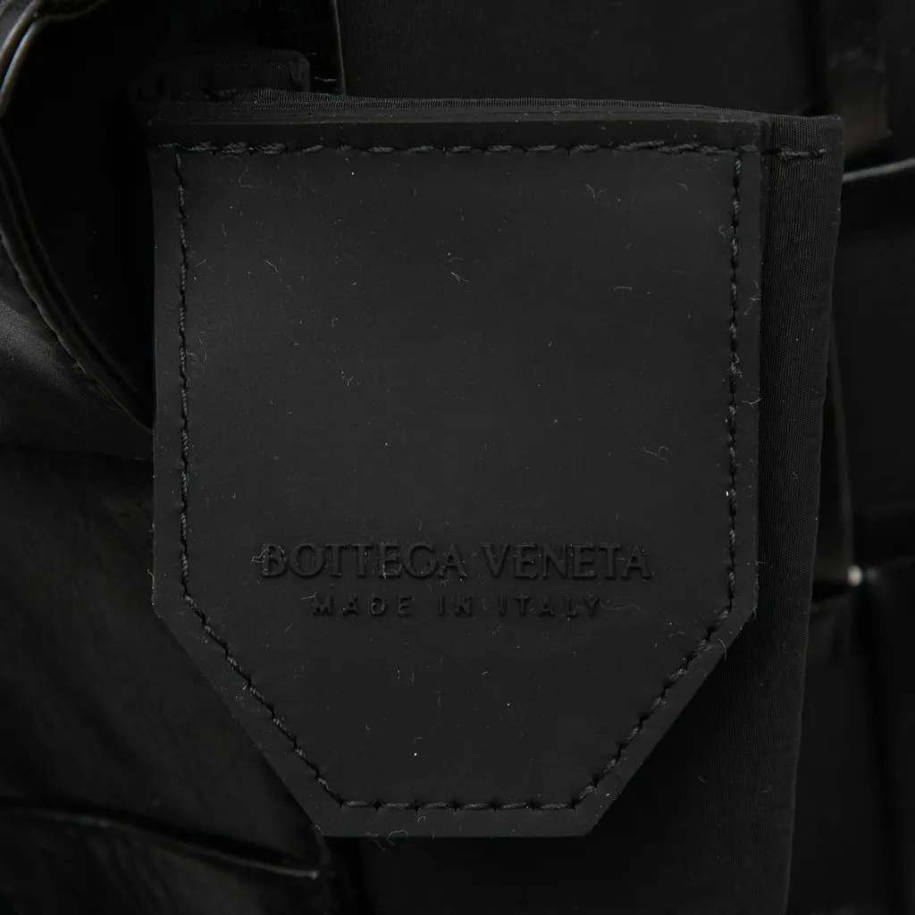 Bottega Veneta Candy Paper Calfskin Intrecciato Cassette Crossbody Black Leather Very good - Box View