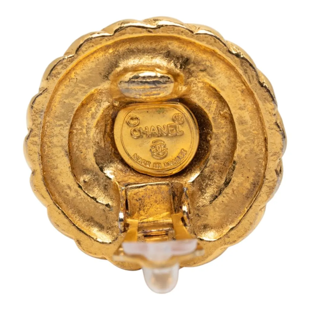 Chanel CC Gold Plated Round Clip On Earrings Gold Metal Very good - Inside View
