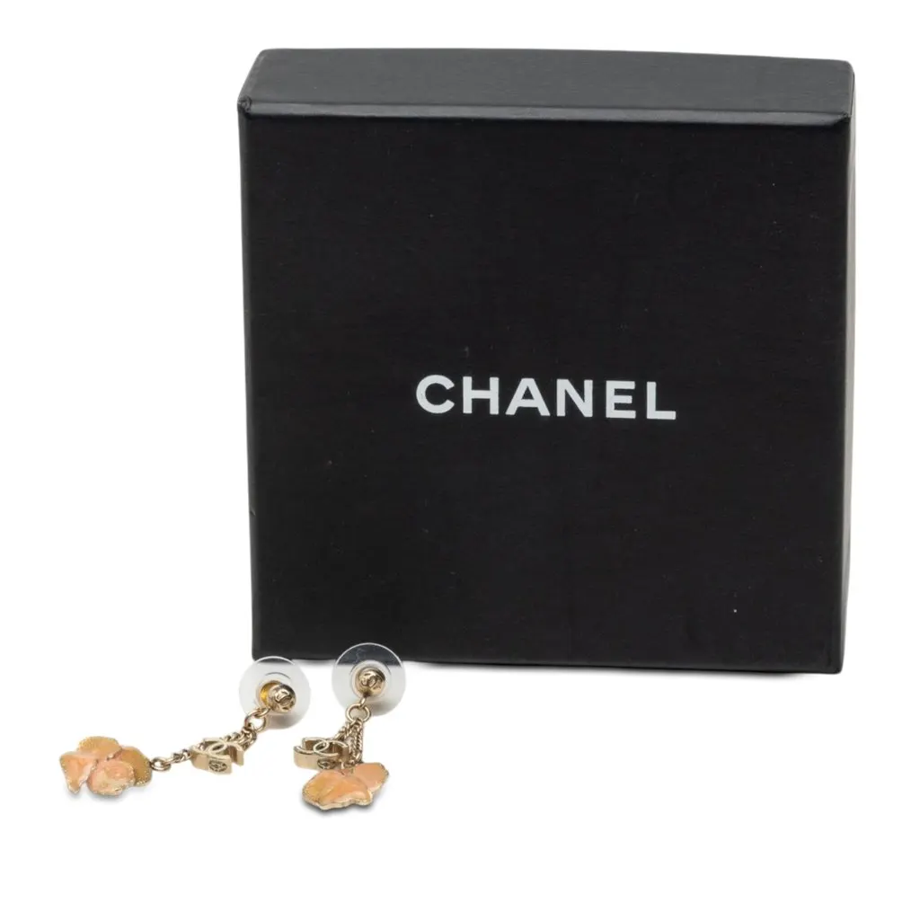 Chanel CC Gold Plated Enamel Camellia Drop Push Back Earrings Gold Metal Very good - Model View