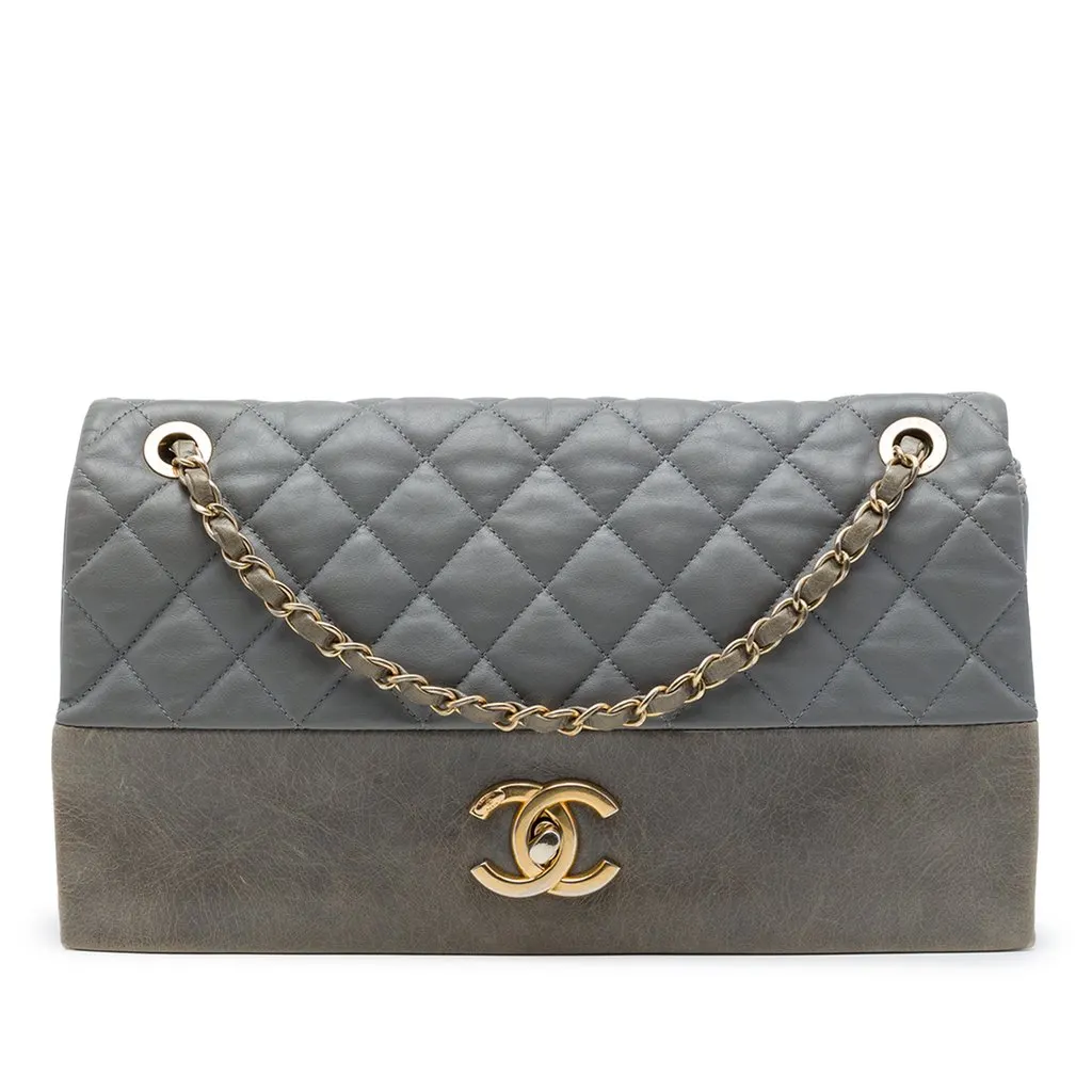 Chanel Jumbo Quilted Calfskin Soft Elegance Flap Grey Leather Very good - Front View