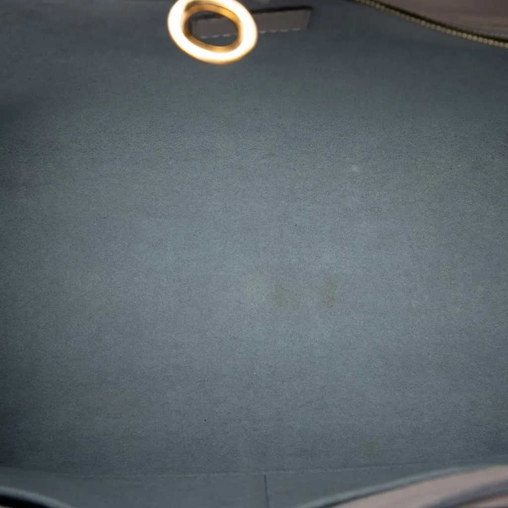 Louis Vuitton Monogram On My Side MM Beige Leather Very good - Model View