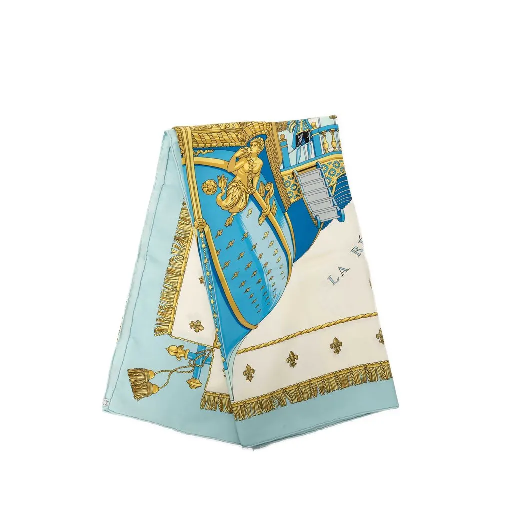 Hermès Vue Du Carrosse De Galere La Reale Silk Scarf 90 White Very good - Front View