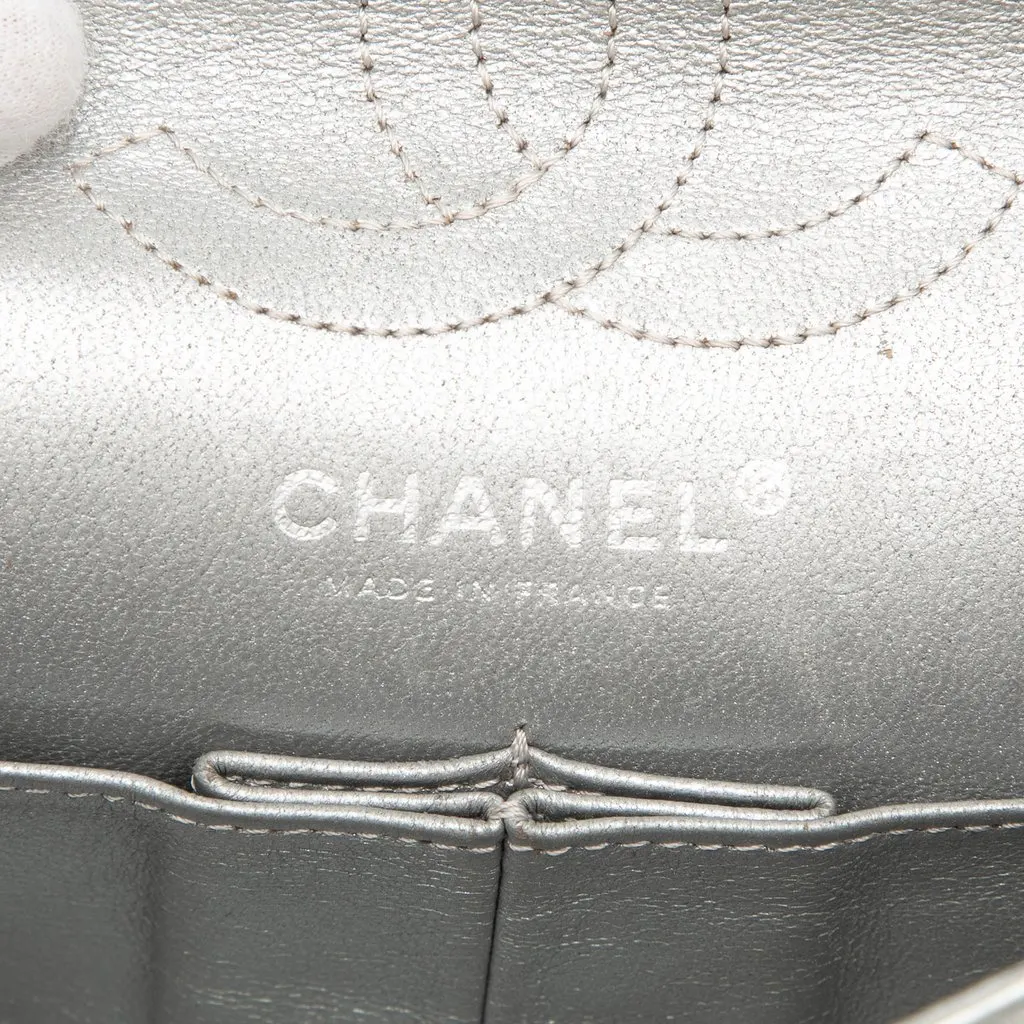 Chanel Metallic Aged Calfskin Reissue 2.55 Double Flap 224 Silver Leather Very good - Box View