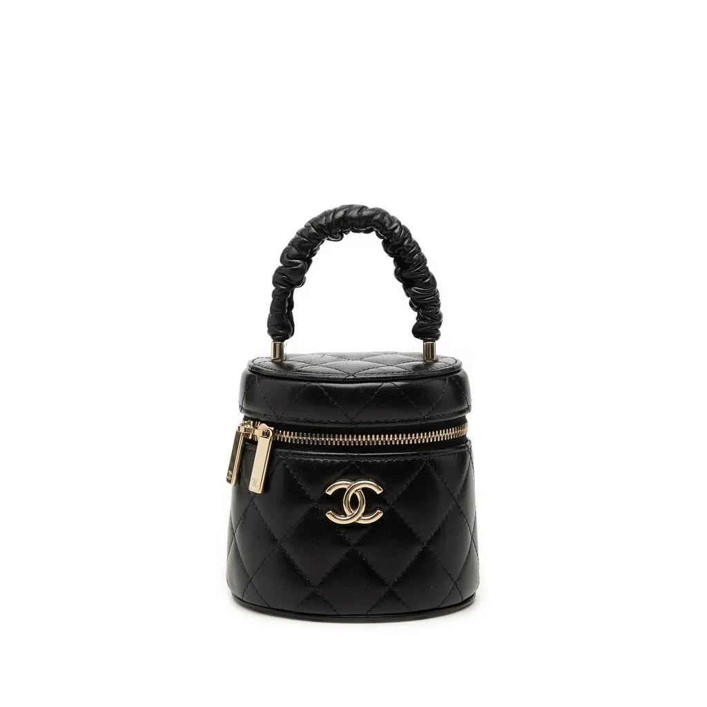 Chanel Mini Quilted Lambskin Ruched Handle Vanity Case Black Leather Very good - Front View