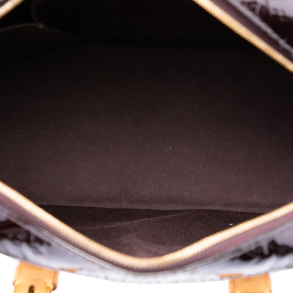 Louis Vuitton Monogram Vernis Summit Drive Purple Leather Very good - Model View