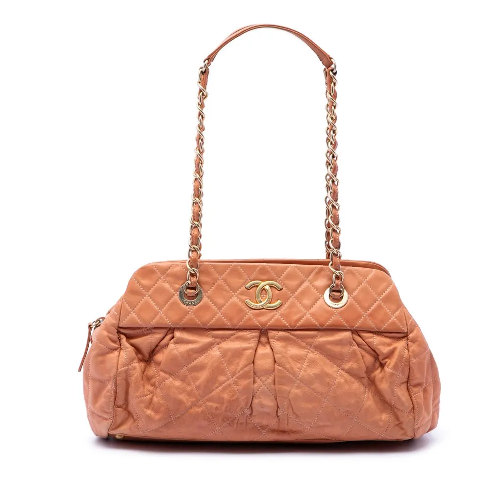 Chanel Quilted Iridescent Calfskin Chic Quilt Bowling Bag Orange Leather Very good - Front View