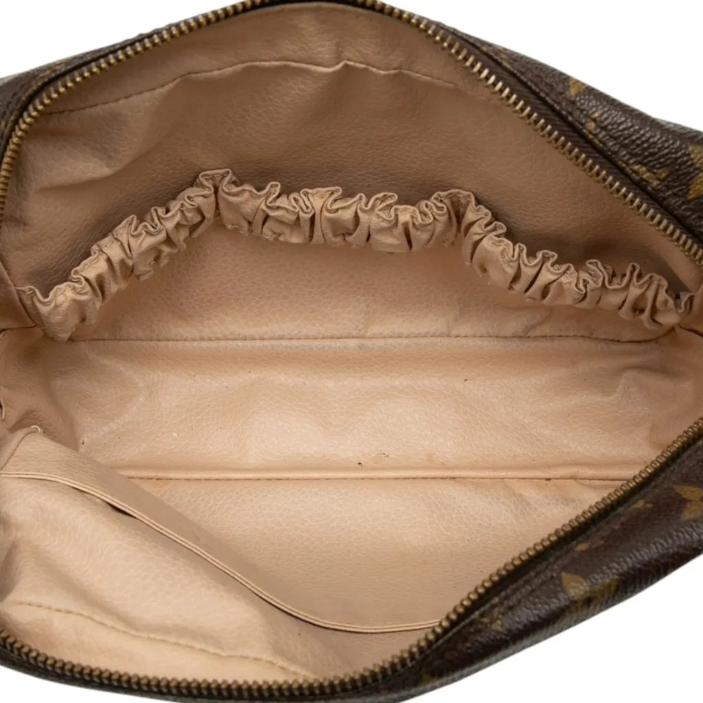 Louis Vuitton Monogram Trousse Toilette 23 Brown Very good - Model View