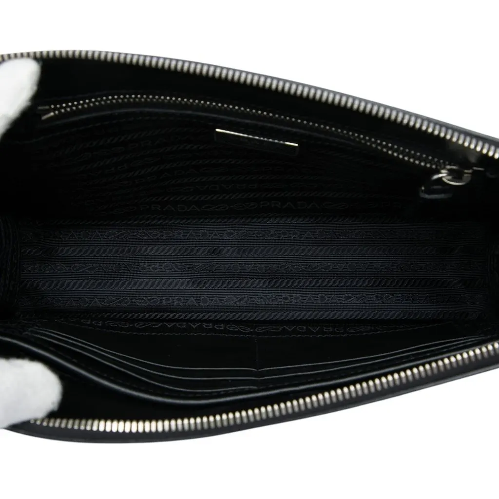 Prada Saffiano Clutch Black Leather Very good - Model View