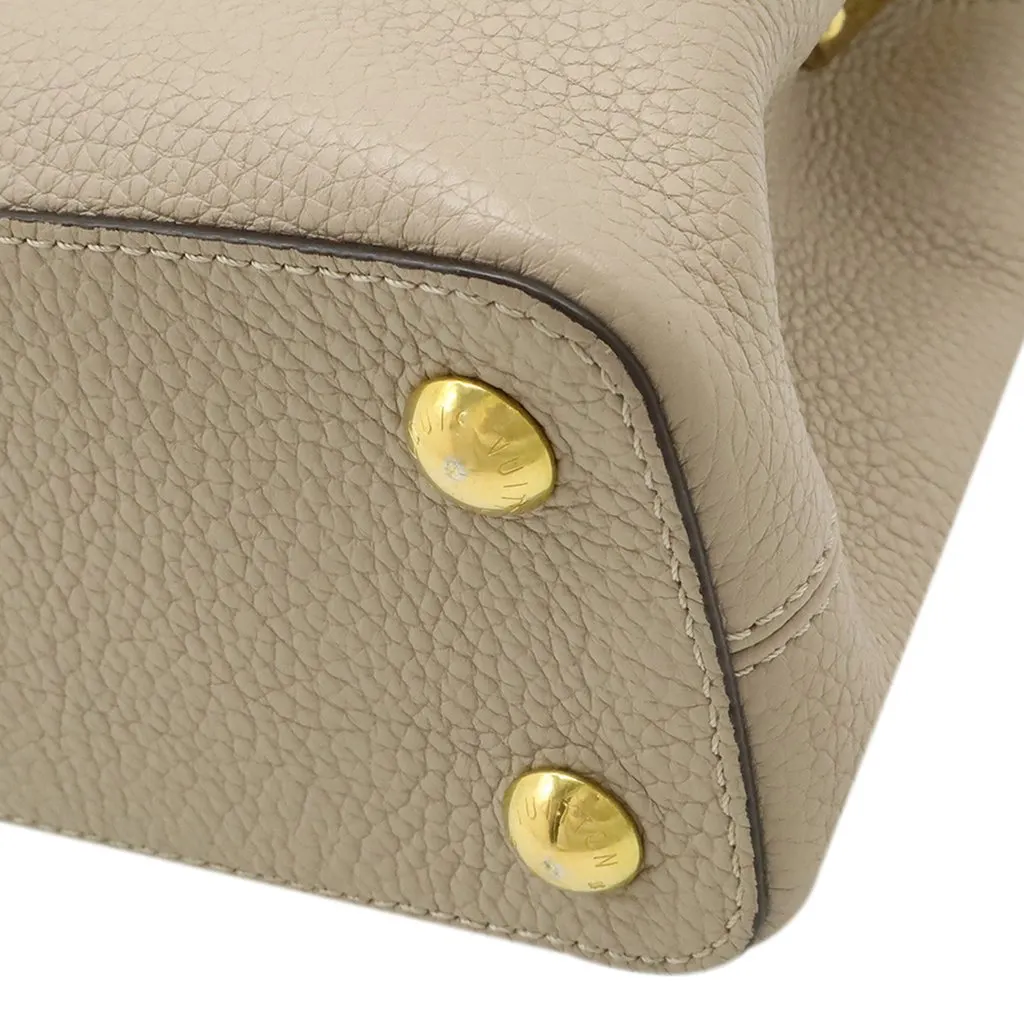 Louis Vuitton Taurillon Capucines BB Beige Leather Very good - Model View