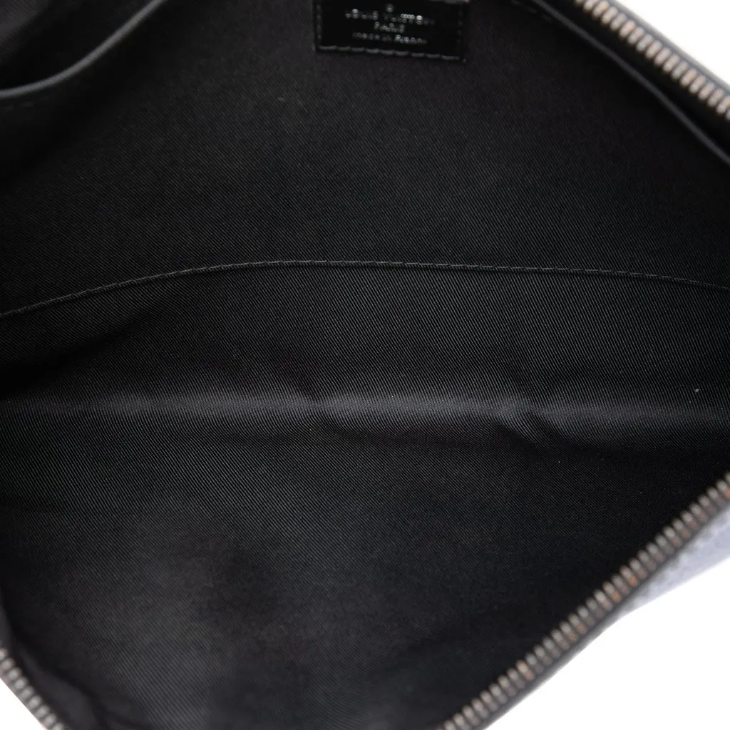 Louis Vuitton Monogram Eclipse Discovery Pochette GM Black Canvas Good - Model View