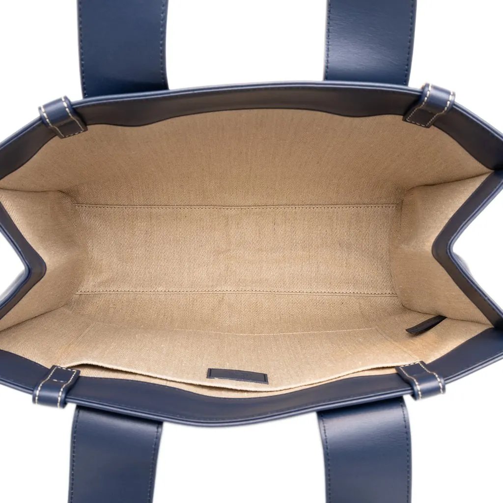 Chloé Medium Calfskin Woody Tote Blue Leather Very good - Model View