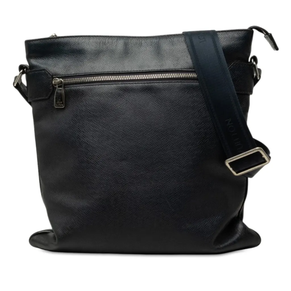 Louis Vuitton Taiga Sasha Blue Leather Good - Front View