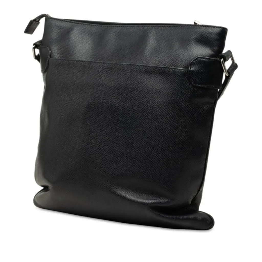 Louis Vuitton Taiga Sasha Blue Leather Good - Back View