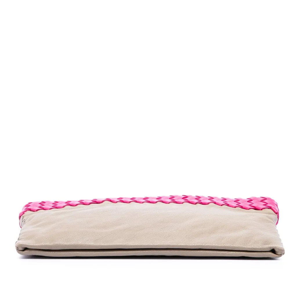 Bottega Veneta Intrecciato Trimmed Bicolor Nappa Clutch Beige Leather Very good - Inside View