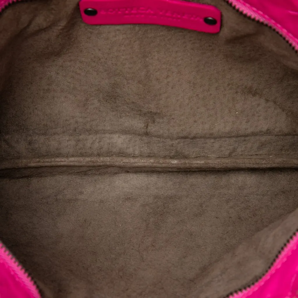 Bottega Veneta Intrecciato Trimmed Bicolor Nappa Clutch Beige Leather Very good - Model View