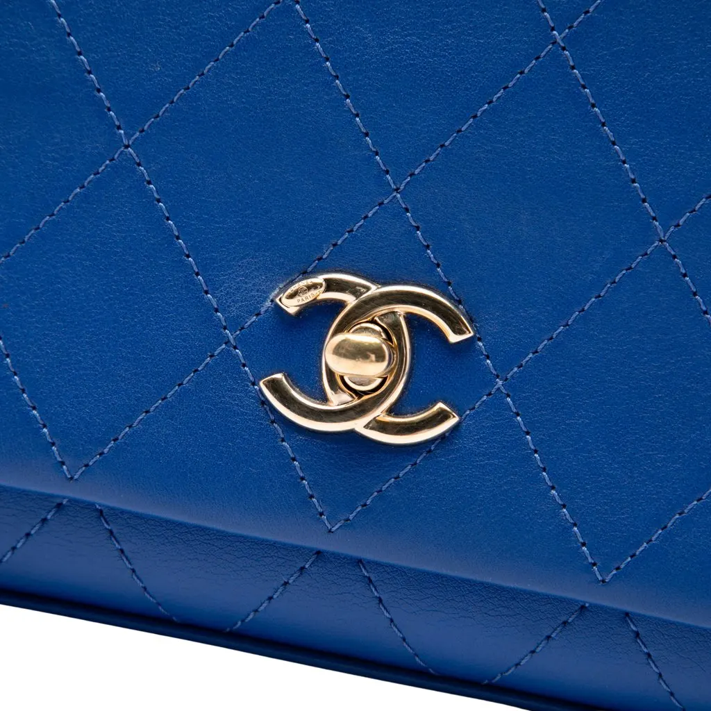 Chanel CC Quilted Calfskin Diamond Stitched Flap Blue Leather Very good - Box View