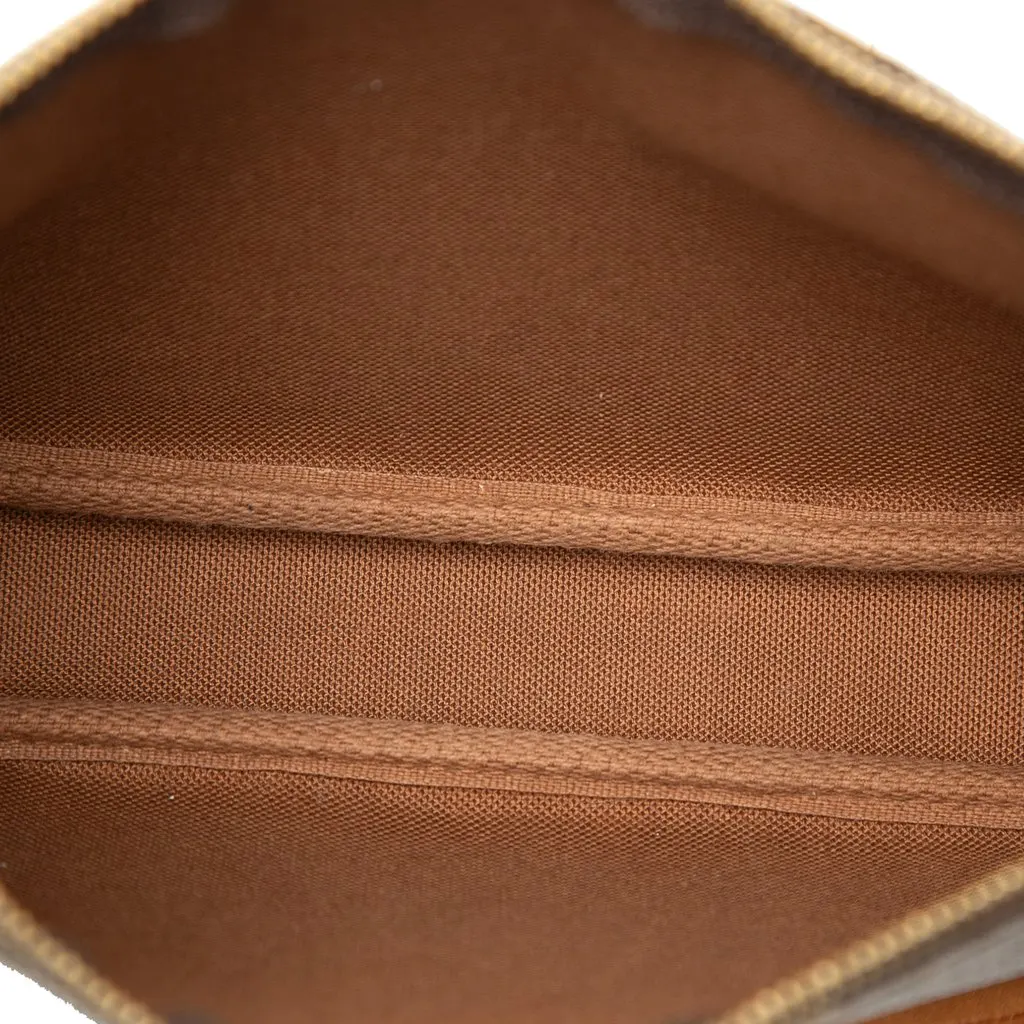 Louis Vuitton Monogram Pochette Accessoires Brown Very good - Model View